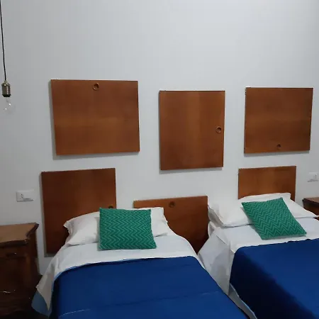 Apartment Tippa *